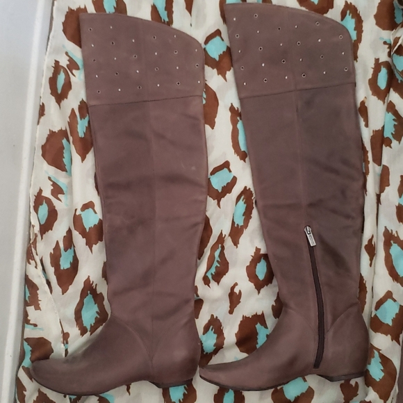 Kenneth Cole Reaction overknee boots - Picture 9 of 9